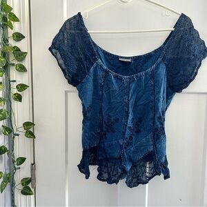 Devi | Vintage Lace Top